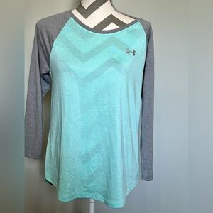 Under Armour‎ Teal/Gray Loose Fit Long Sleeve - Medium Ladies